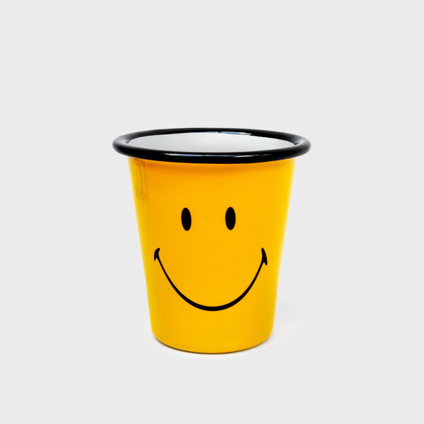 Smiley Enamel Tumbler | Enamelware for the Happy Camper. Smiley Enamel Tumbler | Enamelware for the Happy Camper.