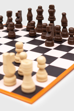 Boxo, Chess, Board Game, Queen, King, Knight